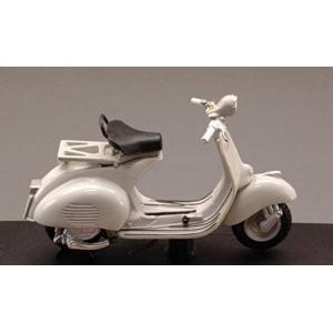 VESPA 150 1956 BIANCA IN SCALA 1:18